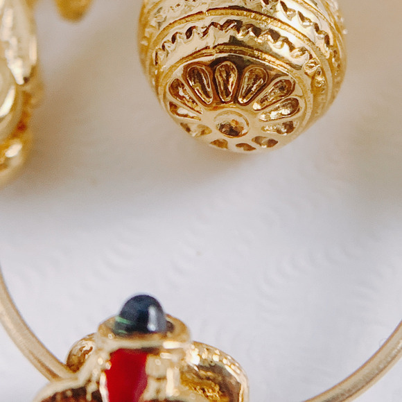 Gold Tone Pendant, Egg, Enamel Cross Design, 1990s - Y2K - Picture 15 of 16